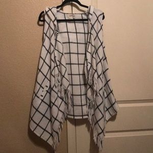 Long vest with hoodie